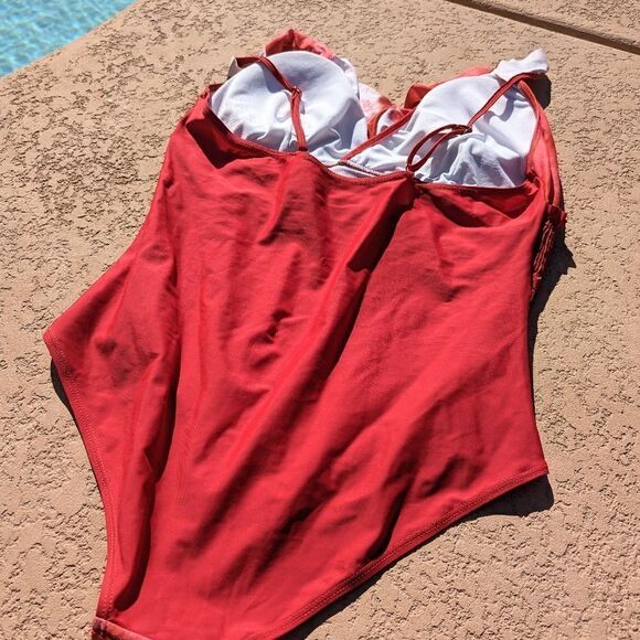 Women's marble red/white one-piece swimsuit - Picture 4 of 16